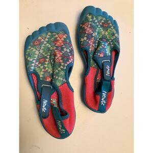 Newtz Muti Color water shoes Velcro Strap Size 11/12